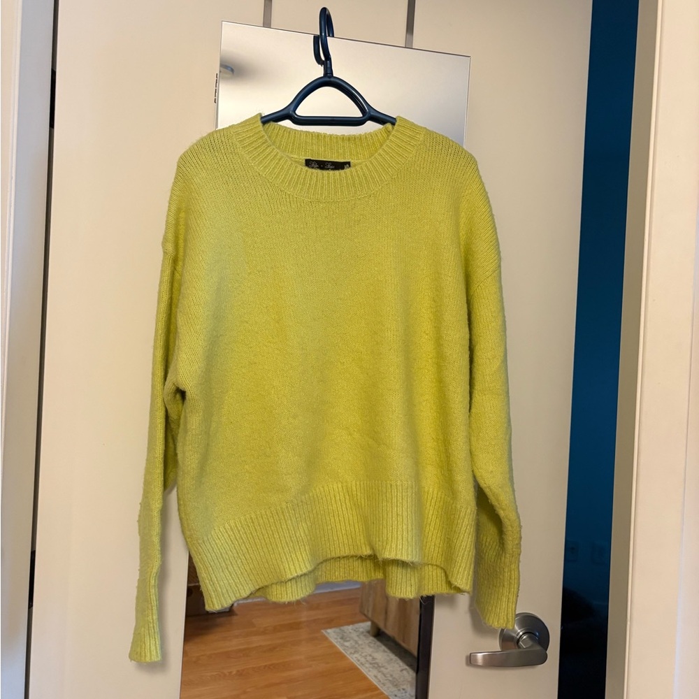 Lyla & Luxe Lime Green Sweater
